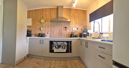 Set Sail for Relaxation.
Cosy Beachside Cottage at Port Charles.
