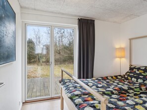 5 bedrooms, WiFi