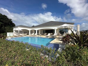 Outdoor pool - Luxury 4 bed/4.5 bath villa with private pool, Royal Westmoreland, Barbados (holetown)