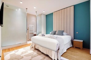 4 habitaciones, escritorio, tabla de planchar con plancha y wifi gratis 