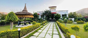 拉尔巴格度假村