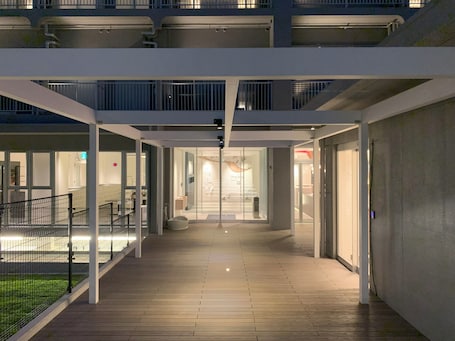 Exterior. BAKERY HOTEL SHIRAHAMA