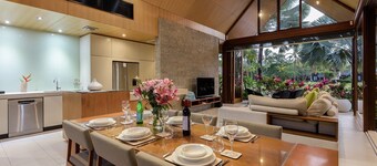 Niramaya 10 | Port Douglas