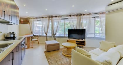 Beautiful apartment 7P City Center Beach 250m