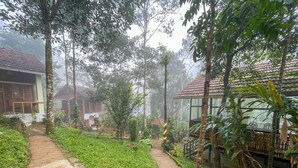 Unclassified image, 4 of 71, button - Snow Hills Nature Resort (Peermade)
