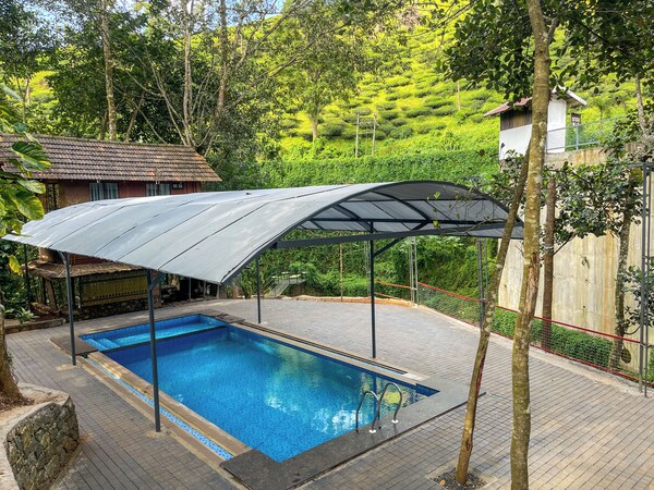 Snow Hills Nature Resort - Kerala