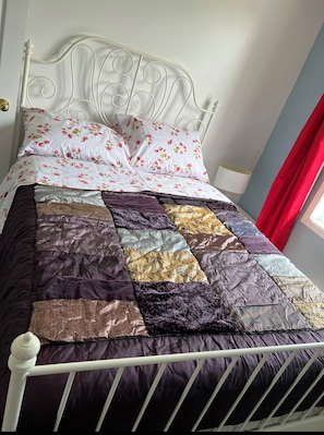 3 Schlafzimmer, Bügeleisen/Bügelbrett, WLAN, Bettwäsche