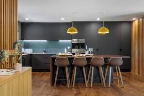 Fridge, microwave, oven, stovetop - Equinox - Modern Highlands Charm in Mittagong (Mittagong)