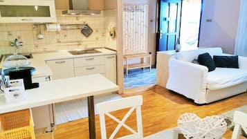 Departamento estándar, 1 habitación, vista al mar | Cocina privada