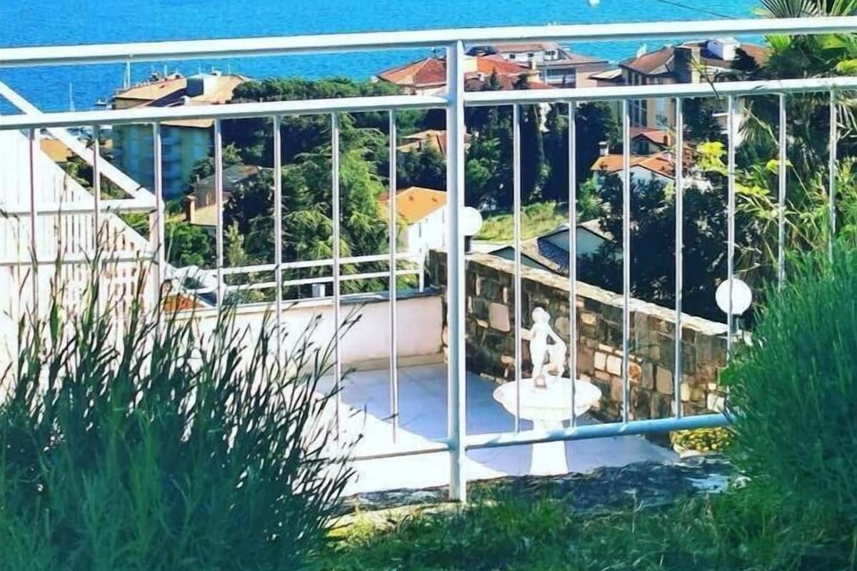 Standard Apartment, 2 Bedrooms, Sea View | Terrace/patio