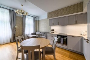 Apartment, 1 Queen Bed with Sofa bed | In-room safe, soundproofing, iron/ironing board, free WiFi - Roze Kūrmājas Residence (Liepaja)