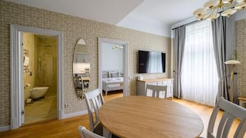 公寓, 1 張加大雙人床和 1 張沙發床 | 客房內保險箱、隔音、熨斗/熨衣板、免費無線上網