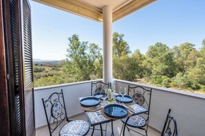 Departamento, 2 habitaciones | Restaurante al aire libre