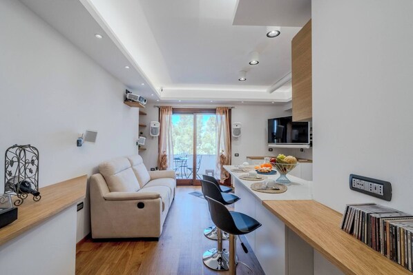 อพาร์ทเมนท์, 2 ห้องนอน | บริเวณนั่งเล่น