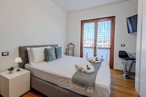 2 Schlafzimmer, schallisolierte Zimmer