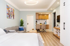 1 chambre, fer et planche à repasser, Wi-Fi, draps fournis