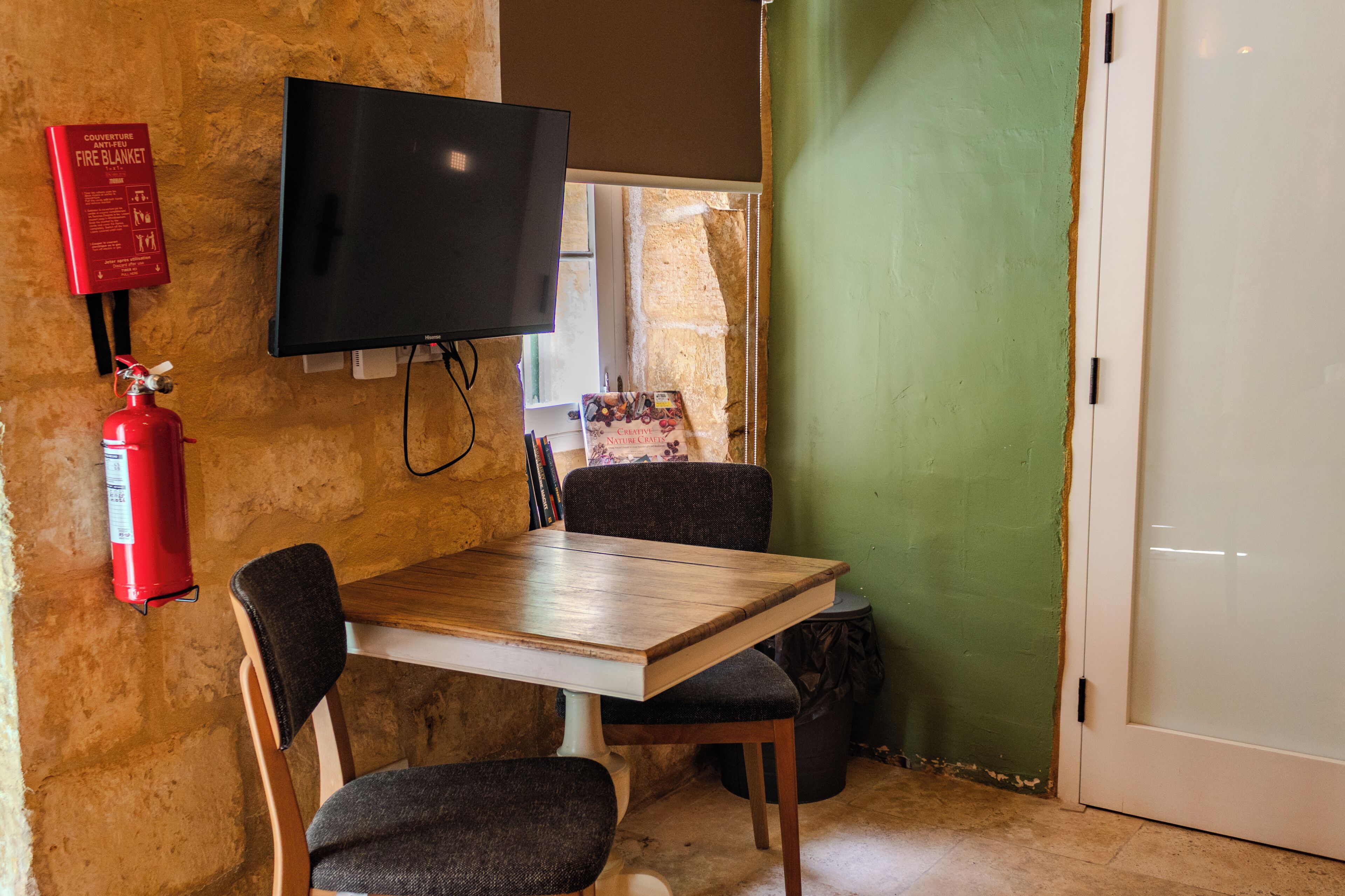 Comfort studio | Een bureau, gratis wifi