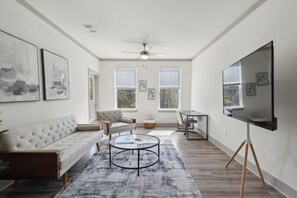 Smart TV, offices