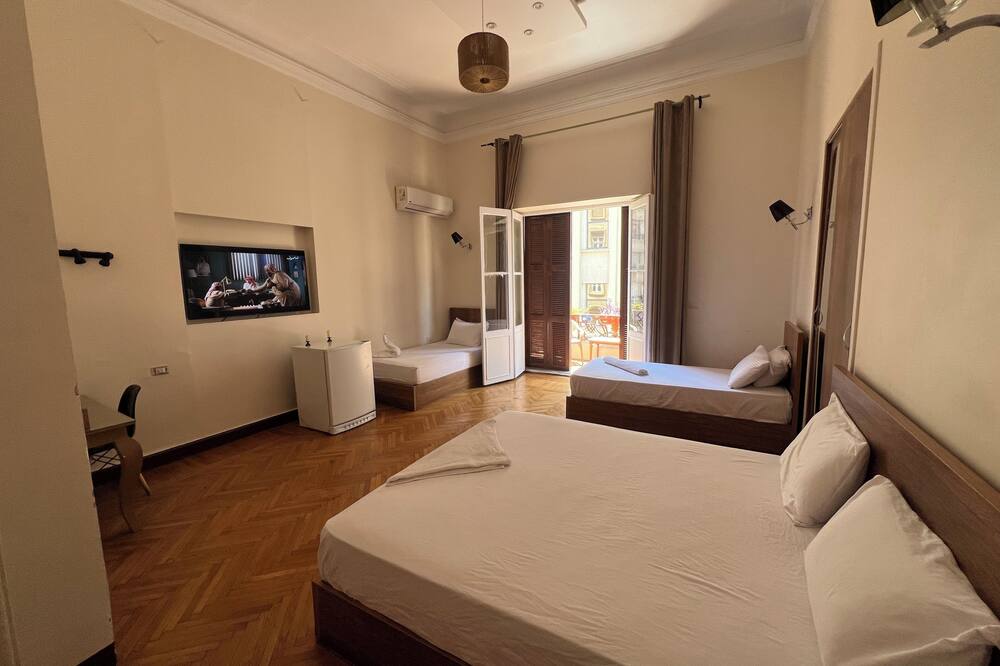 paris east hostel