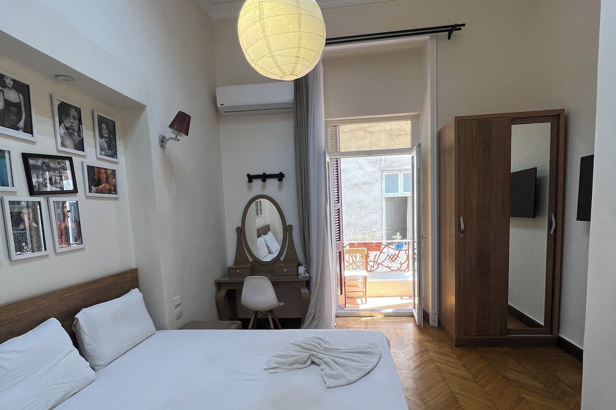 Deluxe Double Room, Balcony | Desk, laptop workspace, free WiFi