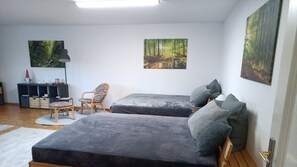 2 Schlafzimmer, Bügeleisen/Bügelbrett, kostenloses WLAN, Bettwäsche