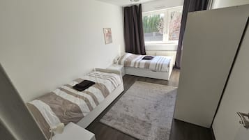 2 slaapkamers, een strijkplank/strijkijzer, wifi