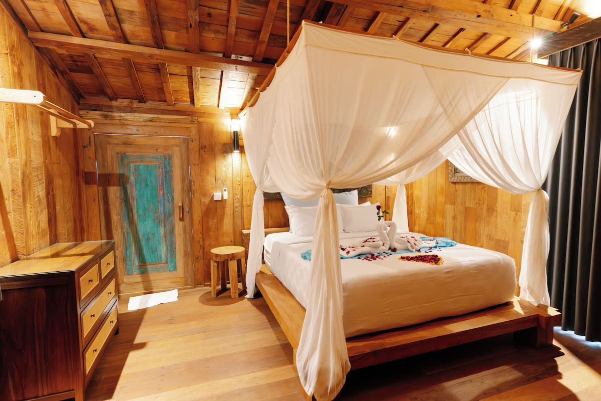 Superior-Villa, 1 Queen-Bett, Gartenblick | 1 Schlafzimmer, Schreibtisch, kostenloses WLAN