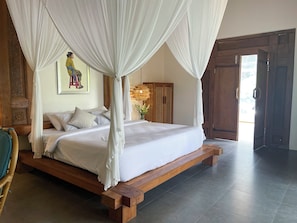 Signature Villa | Desk, free WiFi - Seseh Beach Retreat Villas (Munggu)