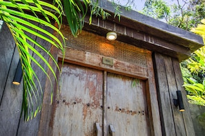 Front of property - Seseh Beach Retreat Villas (Munggu)