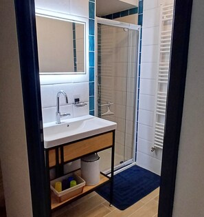 Amenidades de baño ecológicas, secadora de cabello, jabón, shampoo