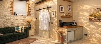 Linden Lodge at Lough Sillan House dog-friendly, adults-only, lakeside retreat