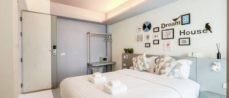 Dobbeltrom – deluxe | Lydisolert, strykejern/-brett og wi-fi (inkludert)