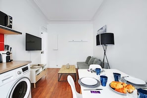 Apartment | Living room