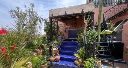 Gueliz Exceptionnel Penthouse à Marrakech avec jacuzzi privè