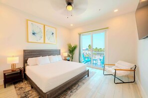 5 habitaciones, tabla de planchar con plancha, cuna de viaje y wifi