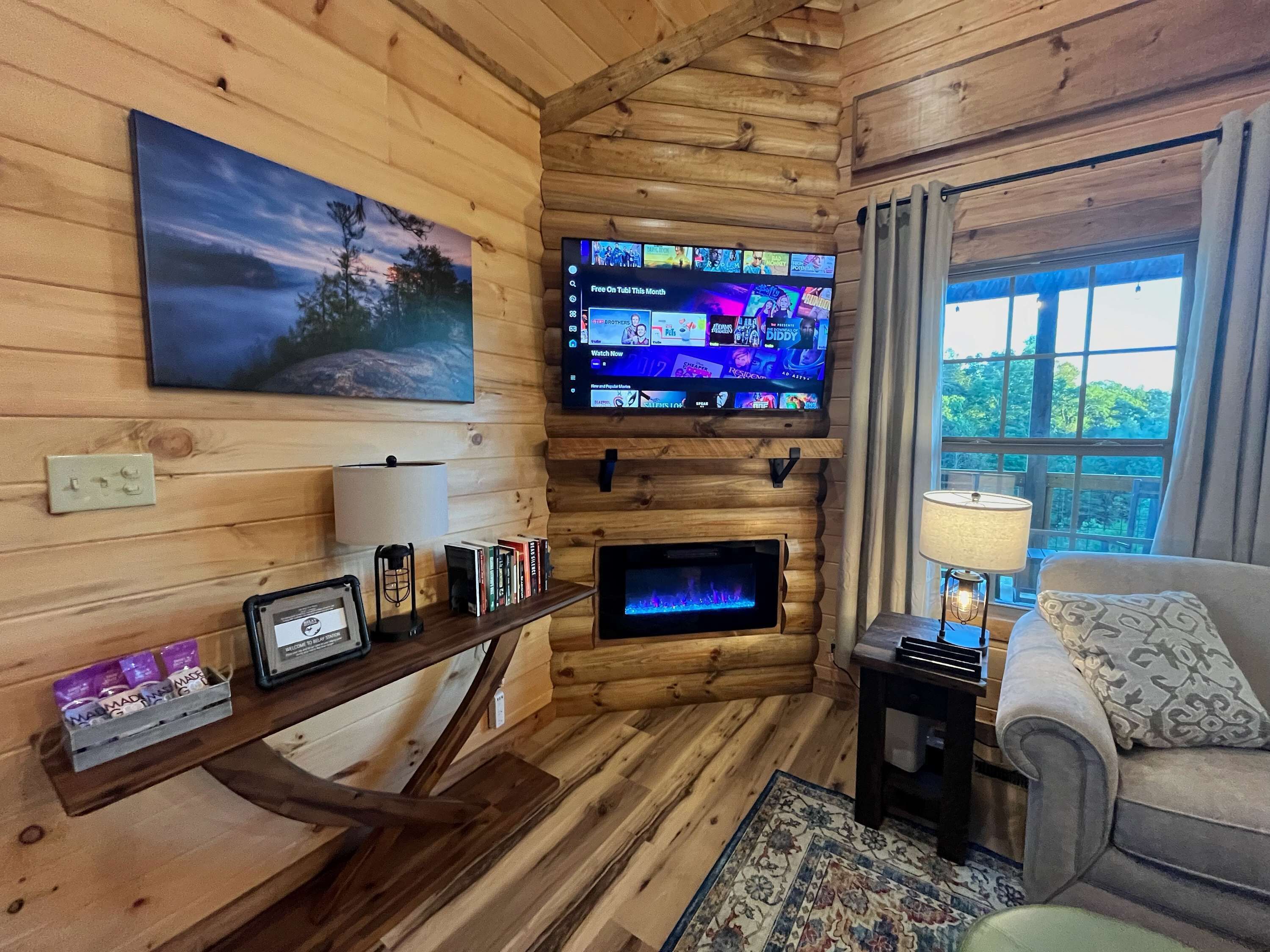 Télévision, cheminée