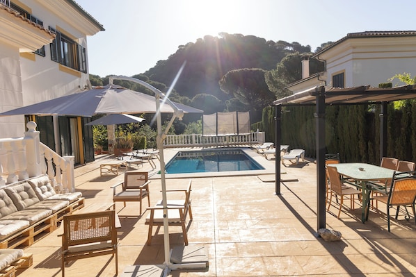 Superior Room, 3 Bedrooms, Private Pool, Mountain View | Terrace/patio