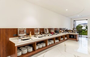 Breakfast buffet - Enrise by Sayaji Dwarka (Dwarka)