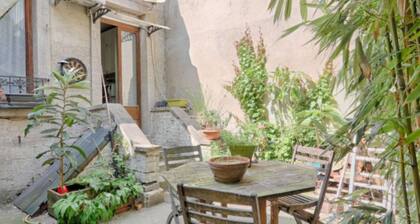 Discover Les Bamboos de Malakoff, a whole house on the outskirts of Paris