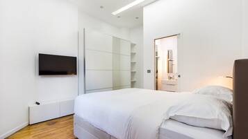 Apartamento | 1 quarto, espaço de trabalho para notebook