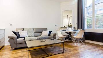 Apartment | Living area