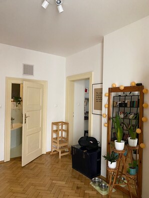 Interior - Charming family apartment in welcoming Bratislava with WiFi (Bratislava)