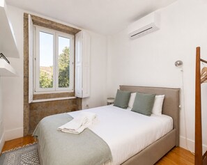 4 chambres, bureau, fer et planche à repasser, Wi-Fi
