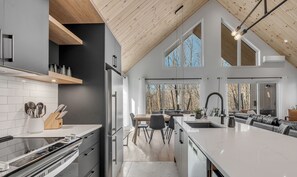 Refrigerador, microondas, parrilla de estufa y lavavajillas 