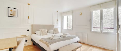 アパートメント | 1 室のベッドルーム、ノートパソコン用作業スペース、アイロン / アイロン台、ベッドシーツ