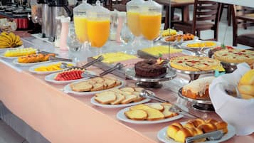 Desayuno buffet incluido todos los días
