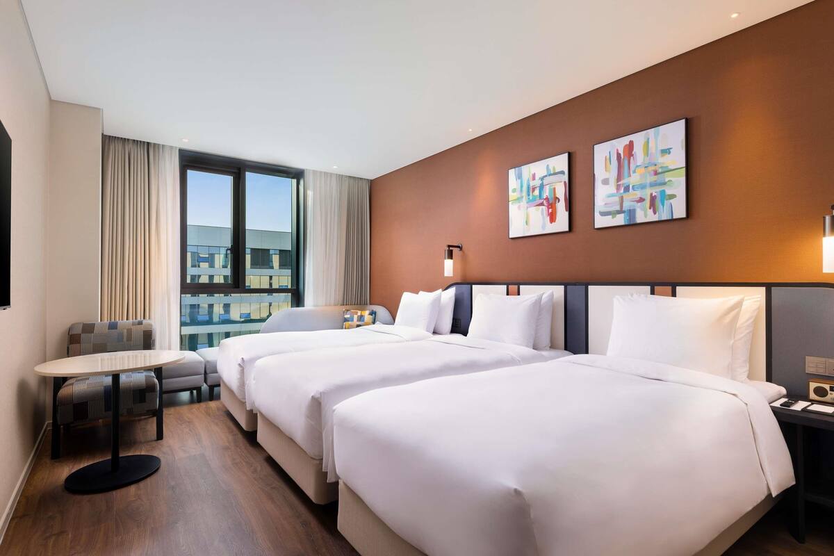 Deluxe Room, 3 Single Beds