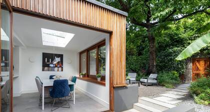 Whittlesey Street II by Onefinestay