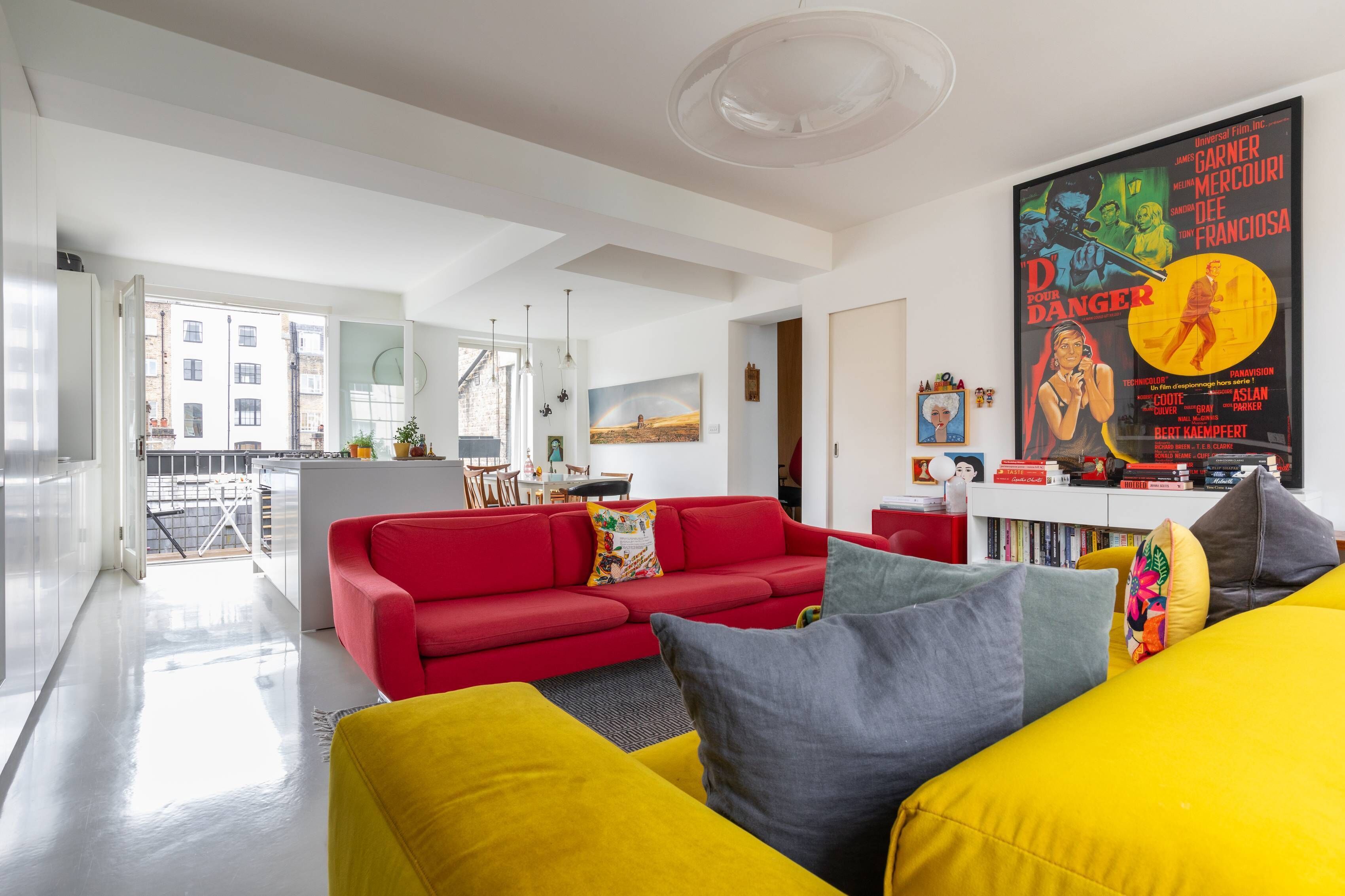 Apartment (1 Bedroom) | Living area | TV