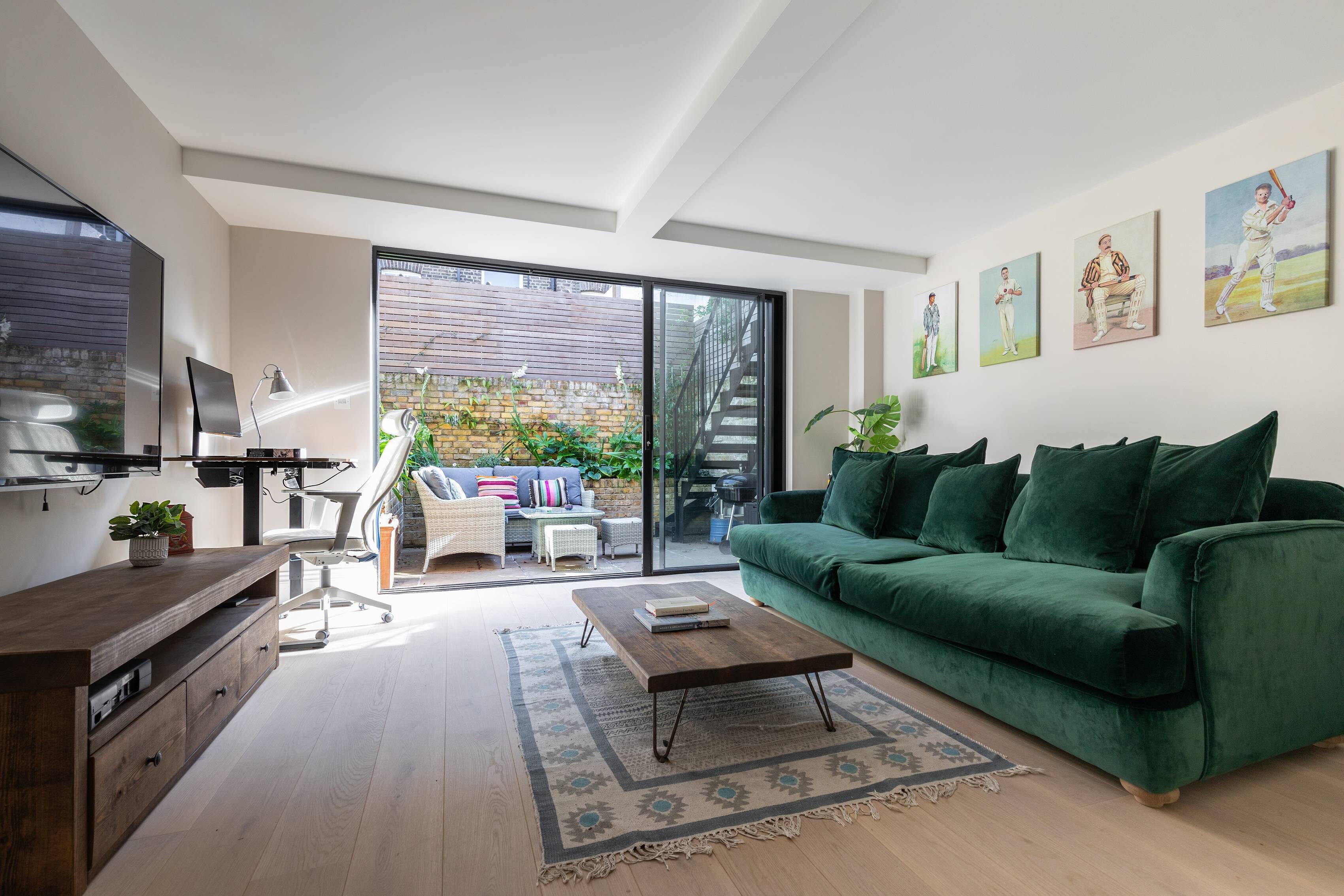 Appartement (3 Bedrooms) | Coin séjour | Télévision